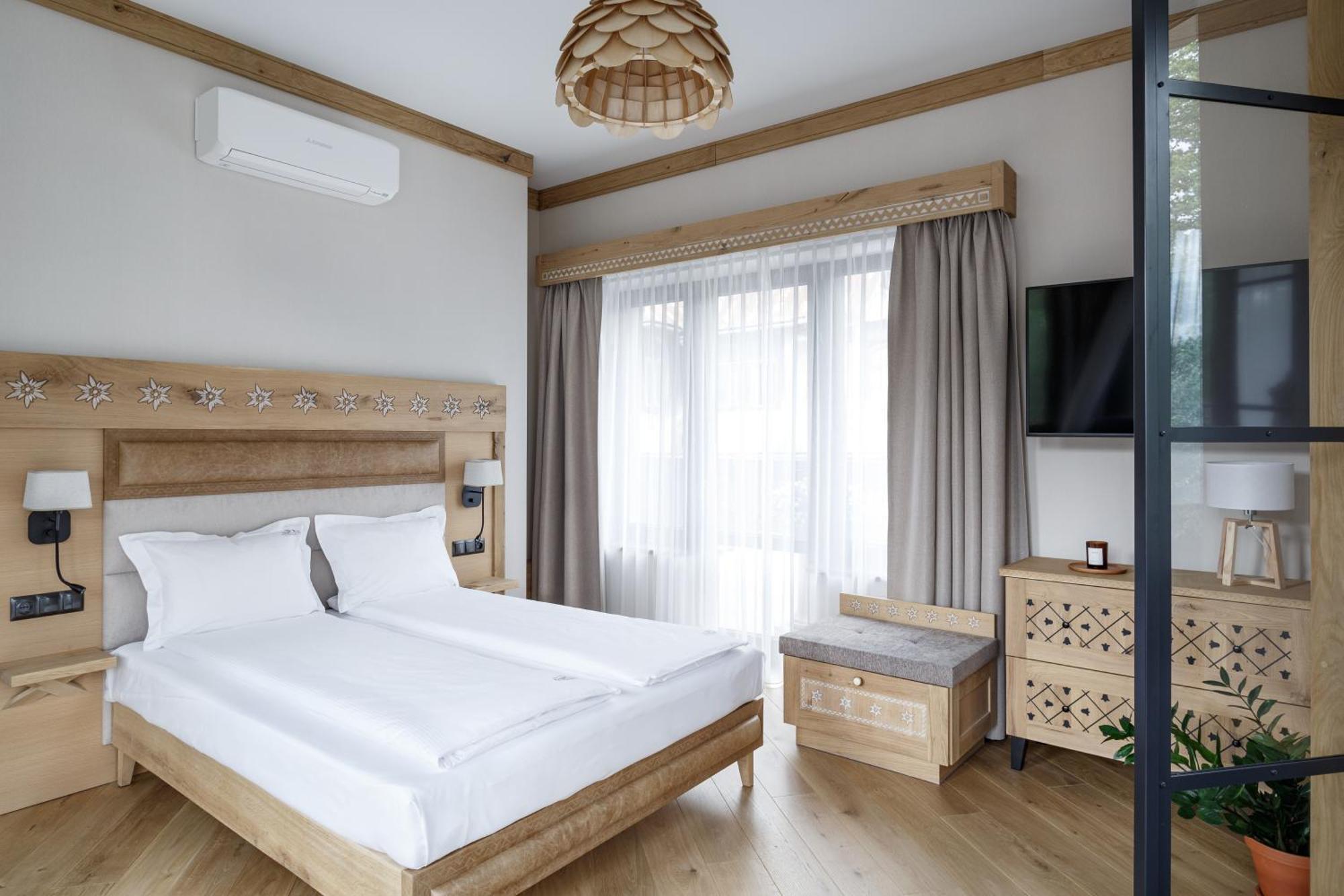 Aparthotel Cristina Zakopane Buitenkant foto